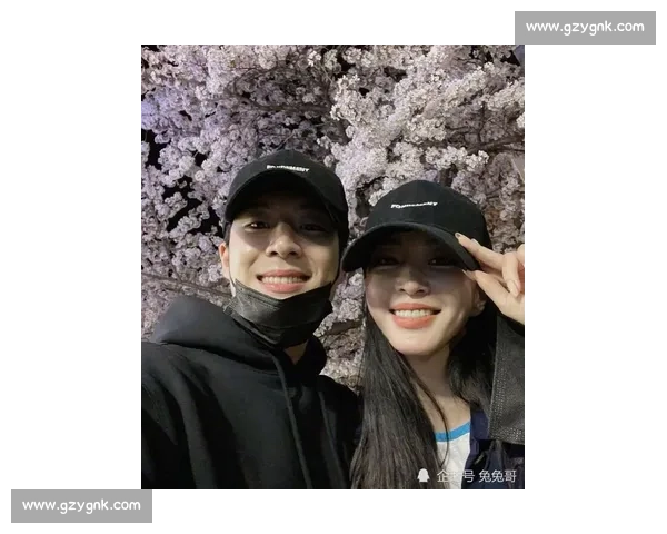 以进球为中心的胜利之路在绿茵场展开传递希望与荣耀并书写球队传说